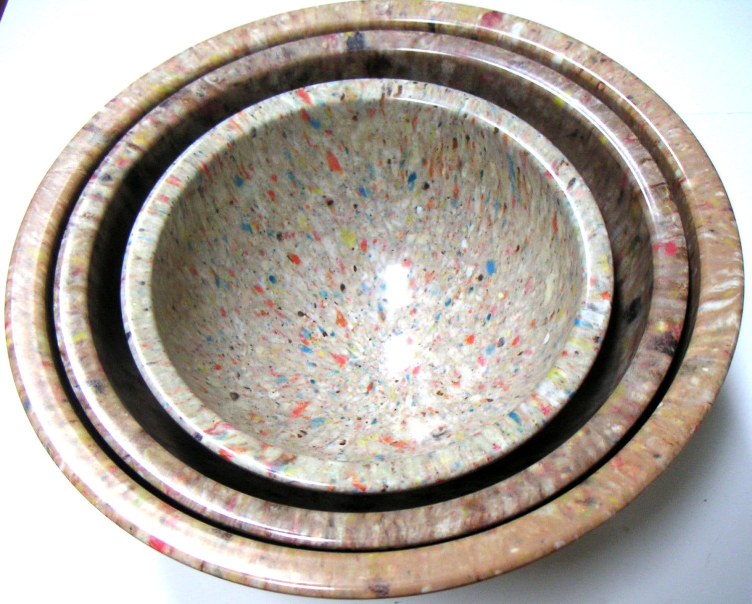 Vintage Texas Ware Bowls. Confetti Design. Three Bowls: