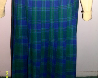 Vintage Pendleton Wool Pleated Skirt, 8 Miss, Made in USA, Pendleton Skirt 8, Schoolgirl Skirt 8, Pleated Wool Skirt 8, Green Plaid Skirt 8