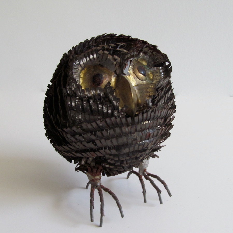 metal owl figurines