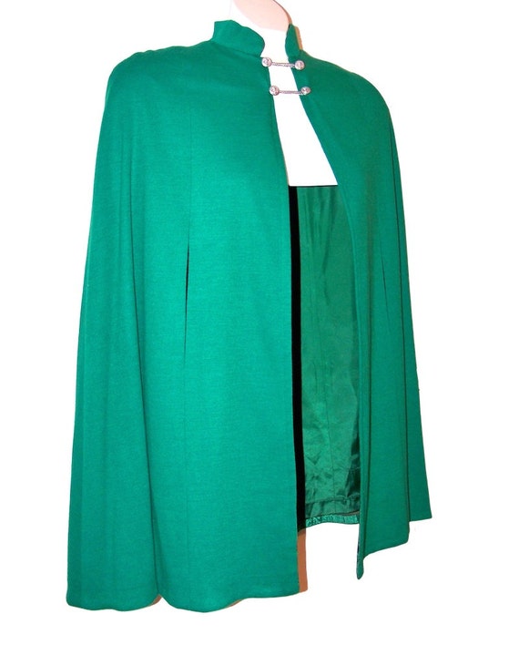 60's Emerald Green Vintage Cape with Anchor Buttons and