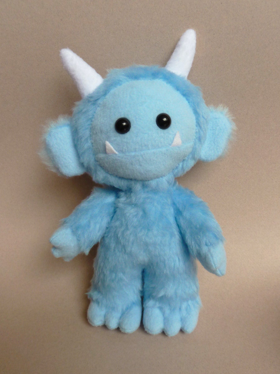 make a plush toy