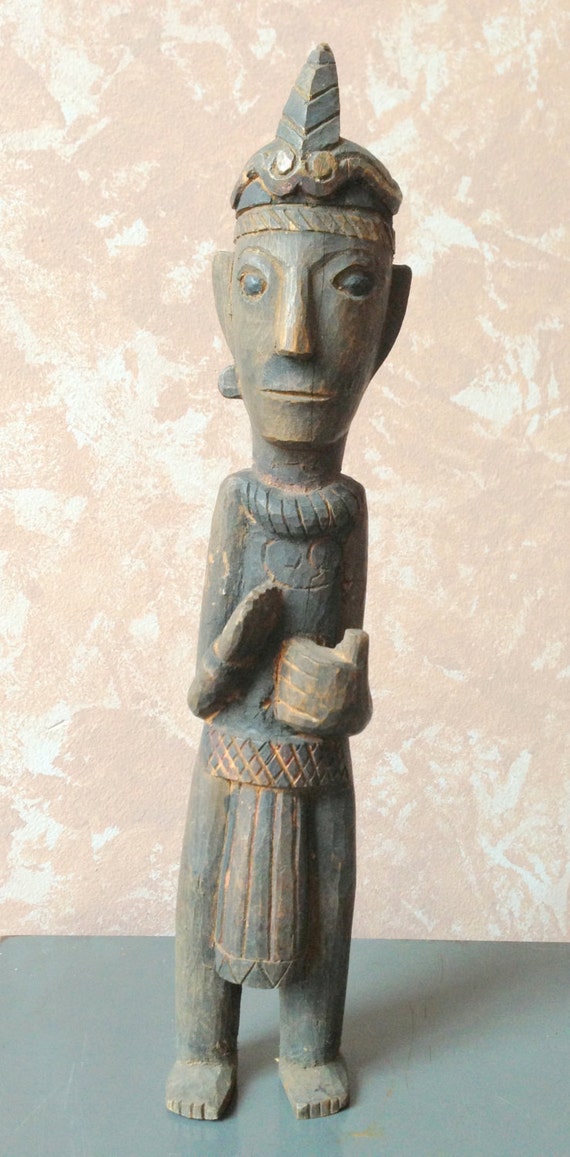 African Statue // Vintage African Gray Wood Hand Carved Statue
