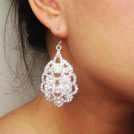 Vintage Style Bridal Wedding Earrings Silver by luxedeluxe on Etsy