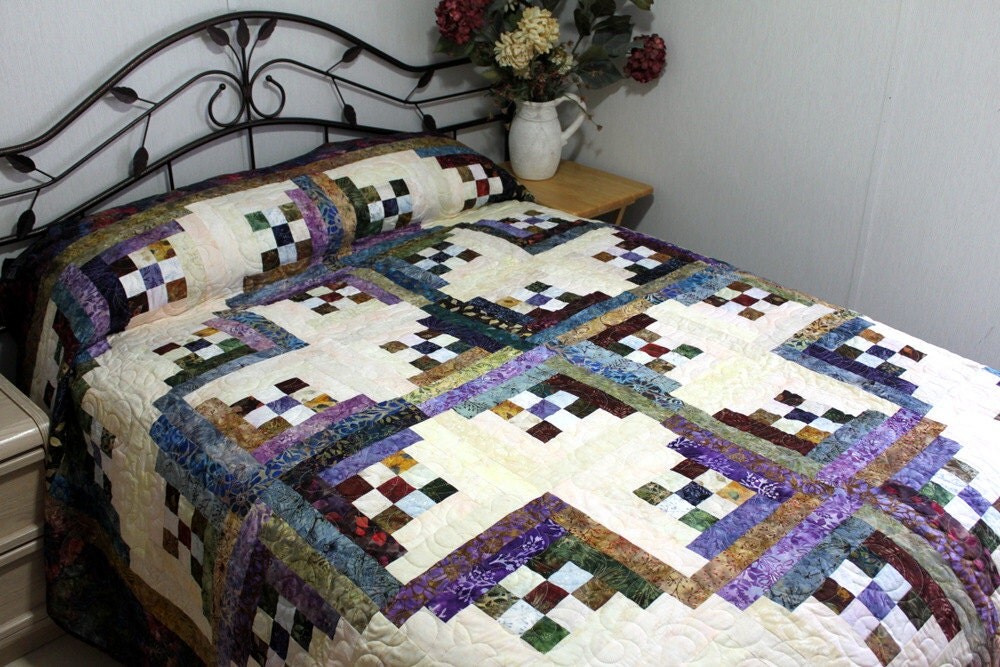 log-cabin-queen-bed-quilt-starburst-in-purple-95-x