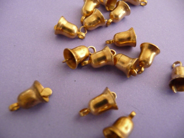 Small Brass Bells - Vintage Mechanical Charms - Raw Brass (12)