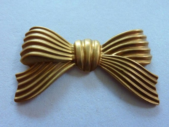 Vintage Brass Ribbon Bow Stampings 43x24mm 4 by 1GRANDMA on Etsy