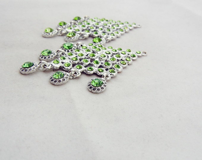 Pair of Diamond Shape Light Green Peridot Drop Charms Silver-tone