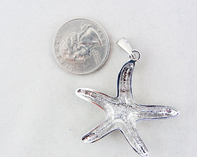 Silver-tone Starfish Pendant Green Rhinestones