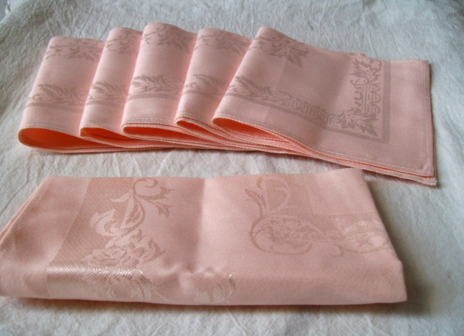 Vintage Napkins Damask Napkins Pink Napkins by VintagePlusCrafts