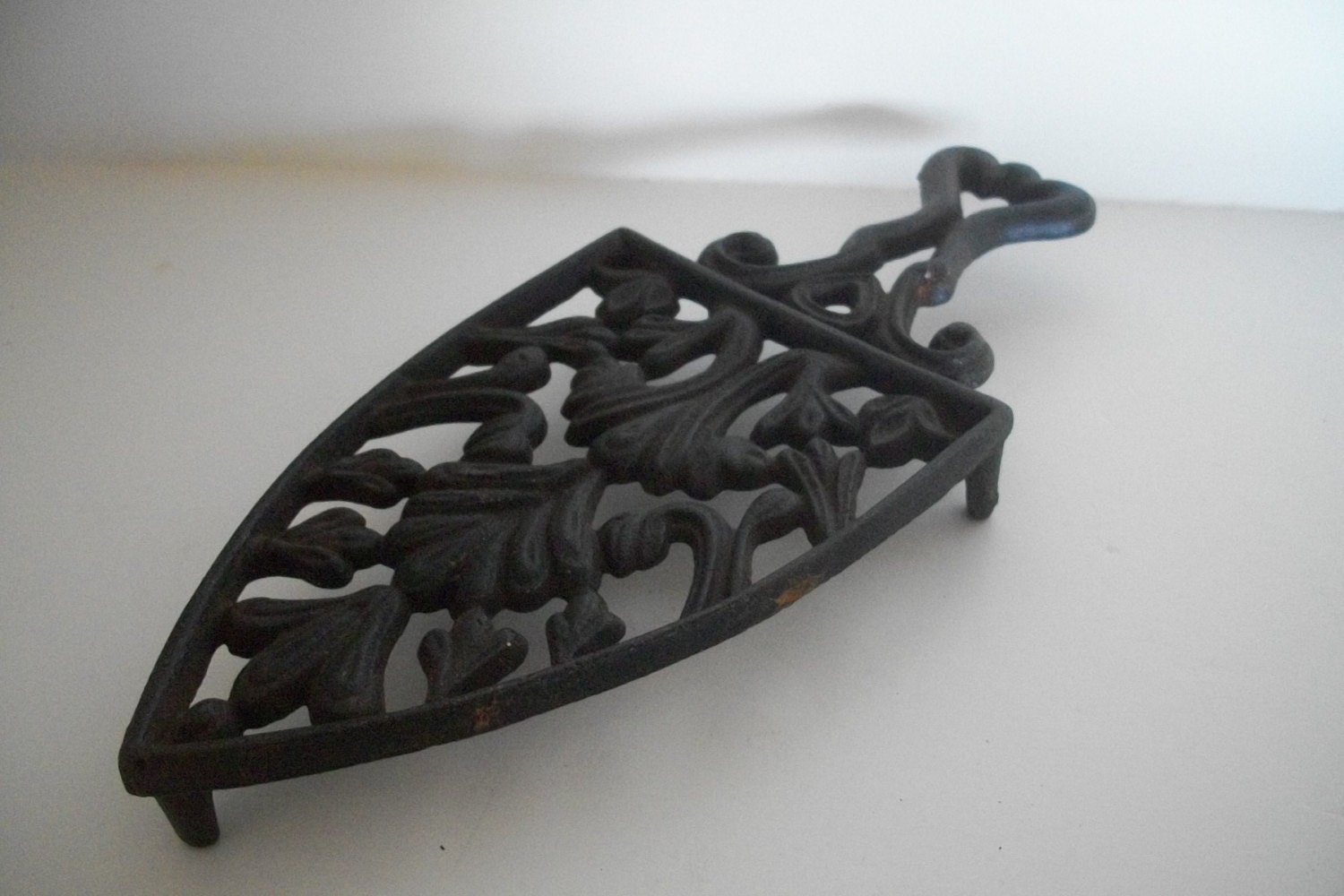 Vintage Trivet Wilton Cast Iron Black 1950s1960s Retro