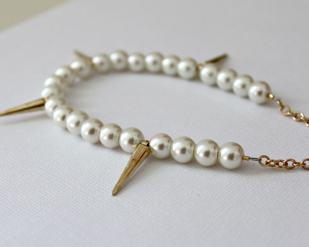 Pearl and Spike Necklace Gold Spike Necklace Beaded by michabella