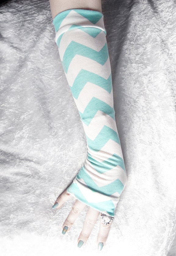 Skylar Arm Warmers Pool Aqua Blue & Ivory Off White Chevron