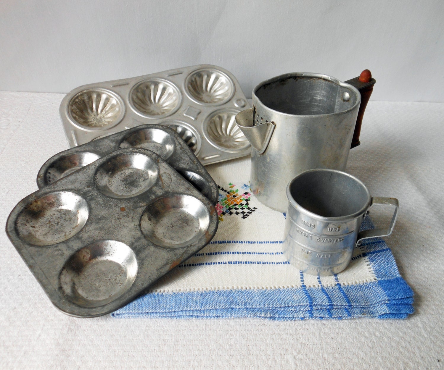 vintage metal childs kitchen set