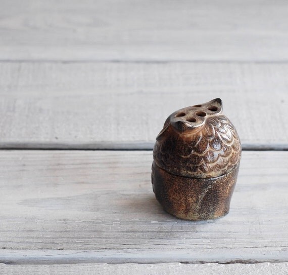 Vintage Ceramic Owl Incense Burner / 1970s Stoneware Owl Dish