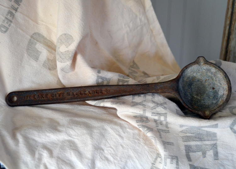Primitive Cast Iron Ladle The Lake City Malleable Co. No. 3