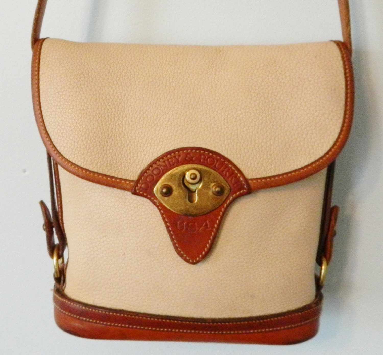 Vintage Dooney And Bourke Leather Bucket Bag By Thevintagevoice