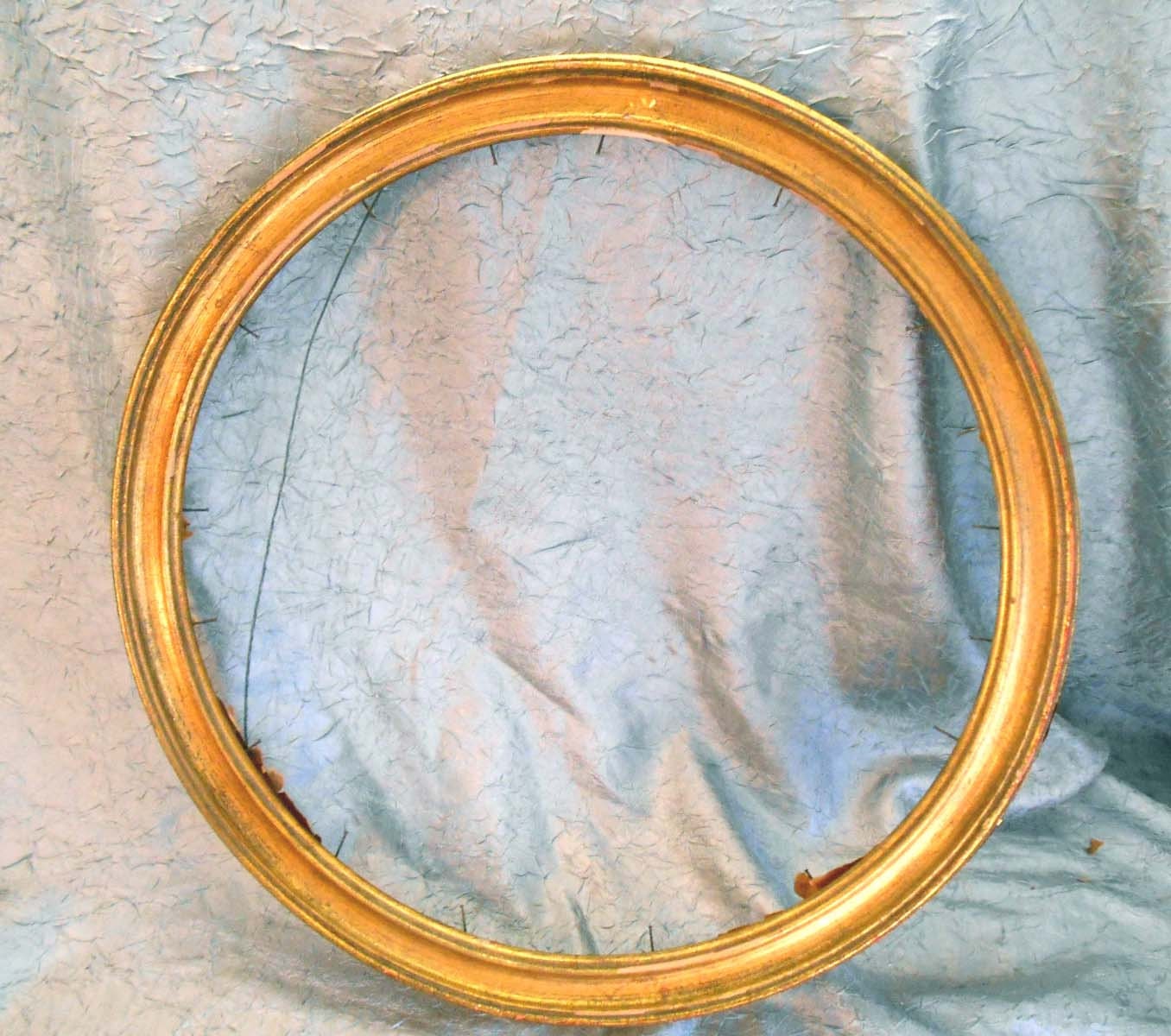 double sided picture frame circular