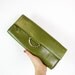 green leather clutch / 1960s Dal'on avocado envelope purse w/ enamel ring