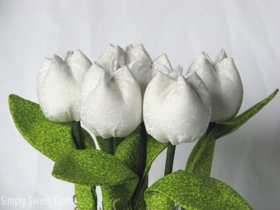 Fabric Tulip Bouquet. White tulips bouquet. White flower centerpiece. Flowers for birthday, anniversary. Housewarming flower gift
