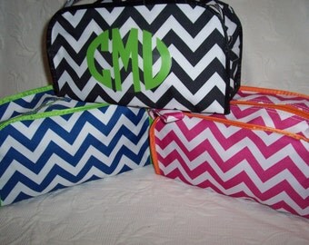 Personalized Chevron Train Case Cosmetic FUSCHIA & WHITE