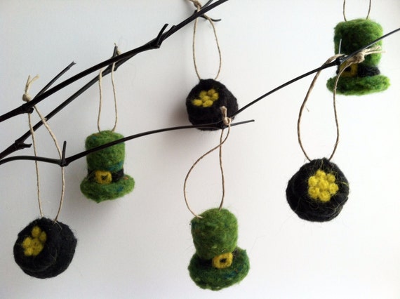 St.Patrick's Day Ornaments - Leprechaun Hats and Pots of Gold - wool
