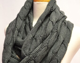Items similar to Chunky Knitted Loop Infinity Circle Scarf Cable ...