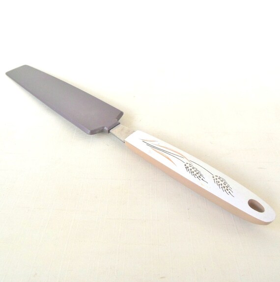 Plastic Blade Icing Spreader Sears Stainless by LaurasLastDitch