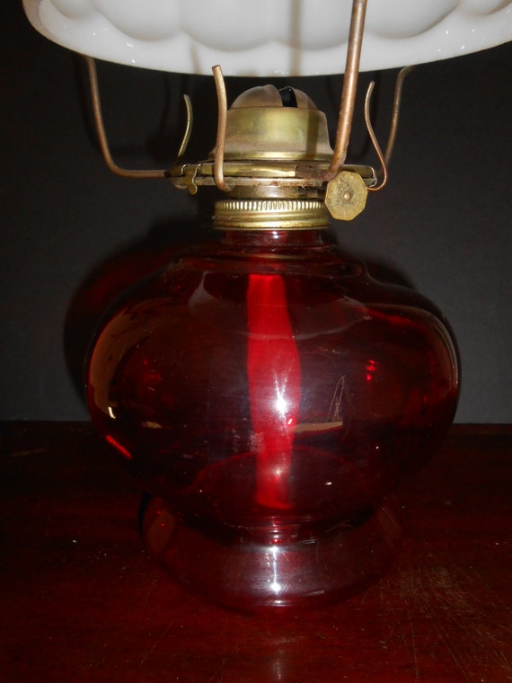 VINTAGE OIL LAMP Red base milk glass scalloped globe kerosene
