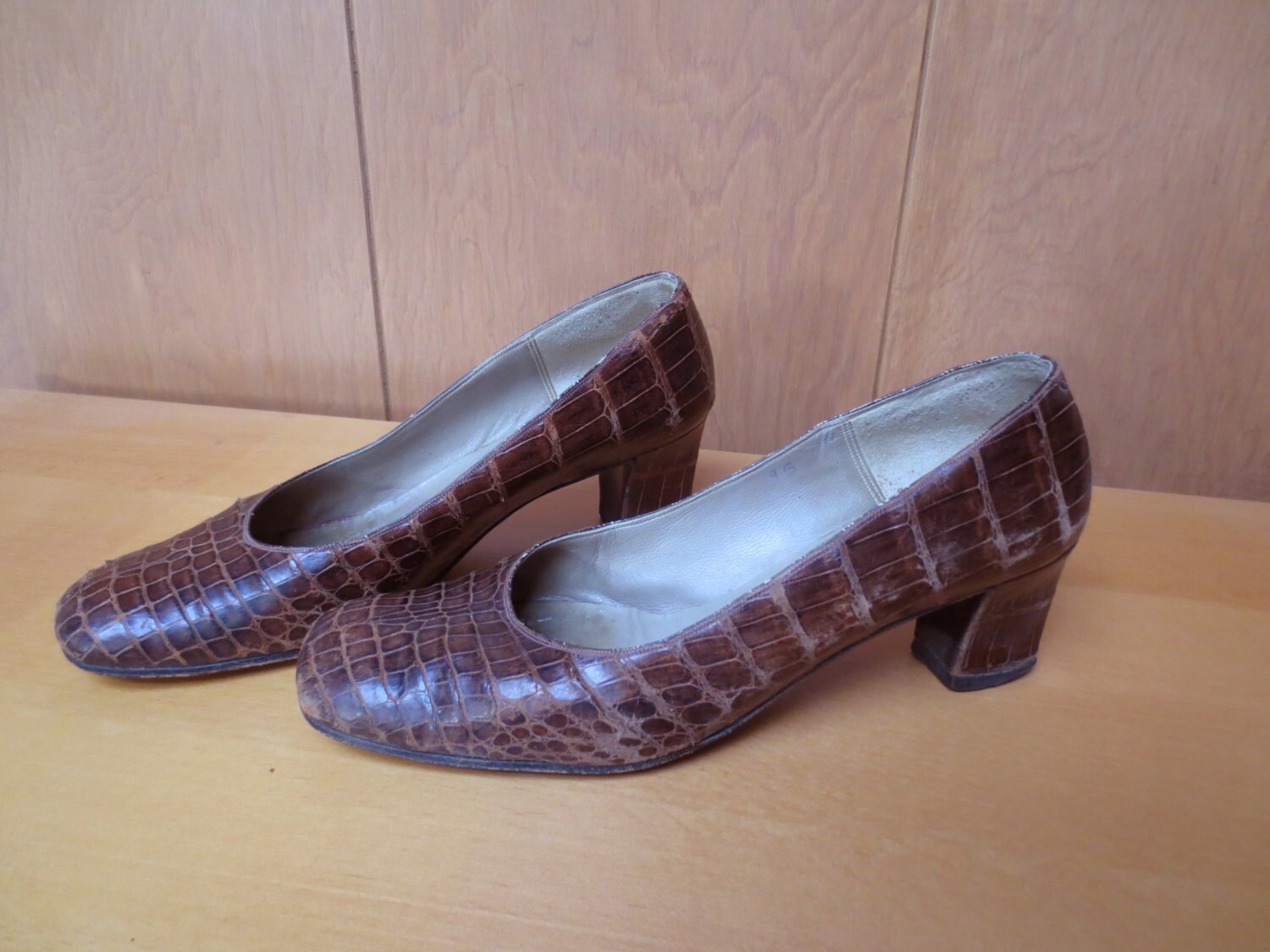 alligator skin pumps