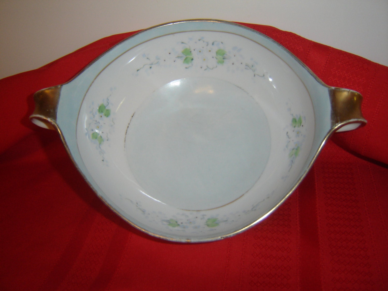 Noritake/Nippon hand painted serving bowl w/handles raised