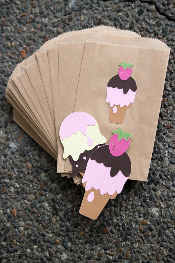 Items similar to 12 Ice Cream Cone Goodie Bags, Birthday, Baby Shower