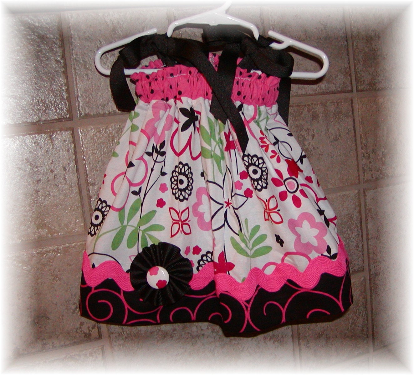Girls Dress Pillowcase style..Flowers N Scrolls....Infant