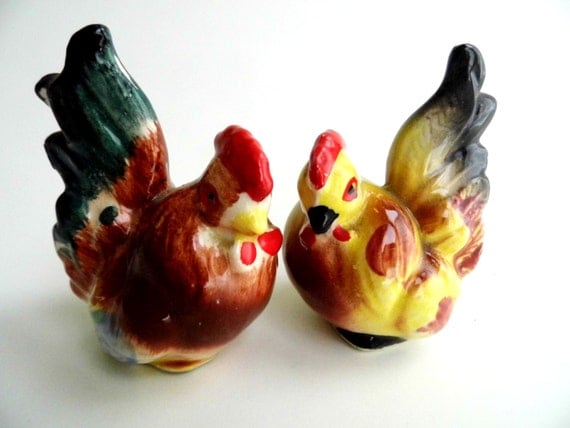 Items similar to Vintage Figurines, Rooster Knick Knacks, Salt and ...