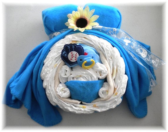 Boy Baby Shower Diaper Cake Centerpiece Momma Belly Boy Baby Shower Diaper Cake Centerpiece Momma Belly