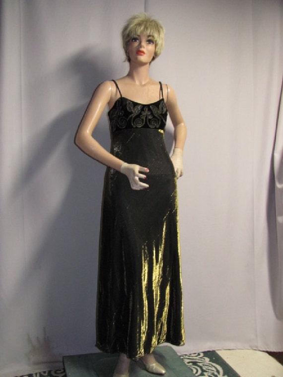 sm formal wear