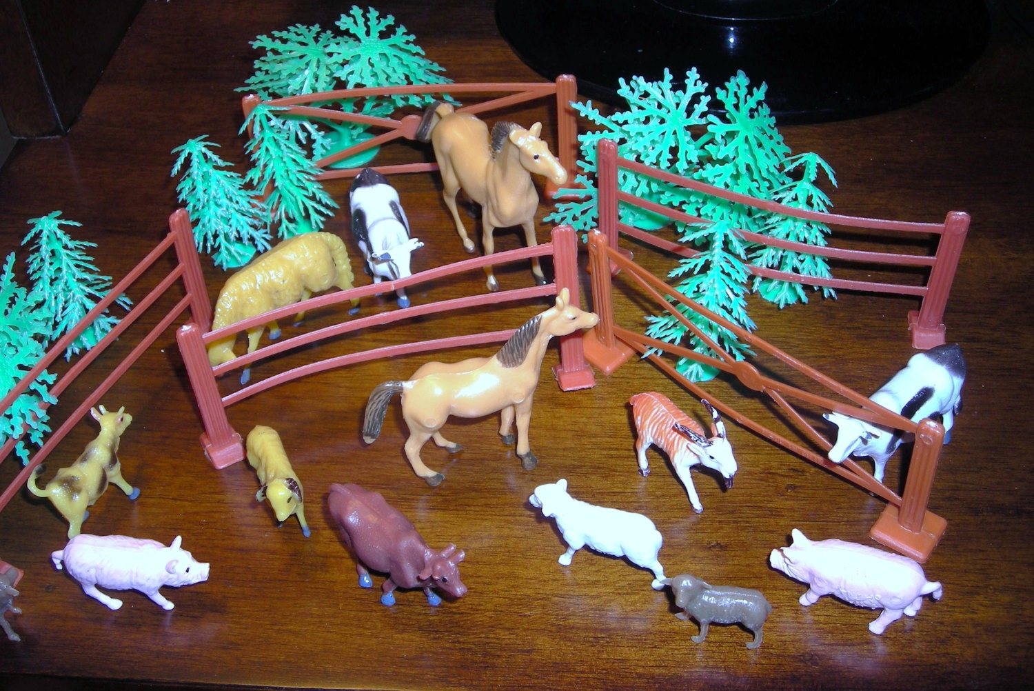 MIniature Farm Scene ... Imperial Farm by SubwaytotheNorthStar