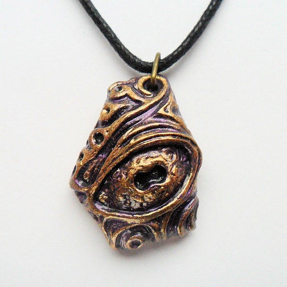 Nyarlathotep Necklace Purple Gold handmade hp lovecraft
