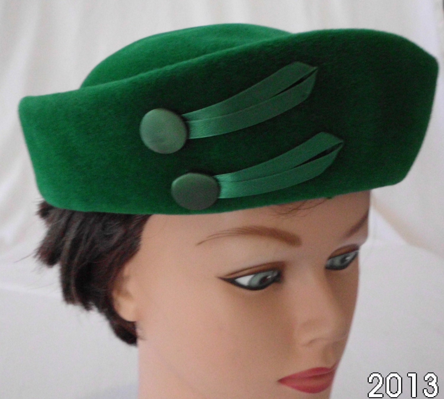 vintage 1940s KELLY GREEN HAT