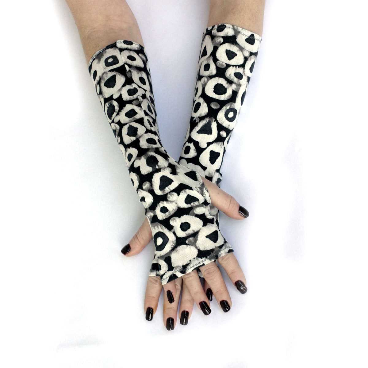 Black and White Rings fingerless gloves, arm warmers, mittens - Steampunk Noir Gothic Yoga Lolita Goth Bohemian Gears Victorian