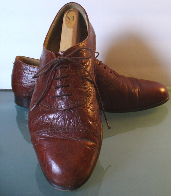 Vintage Johnston & Murphy Made in Italy Faux Alligator Shoes.