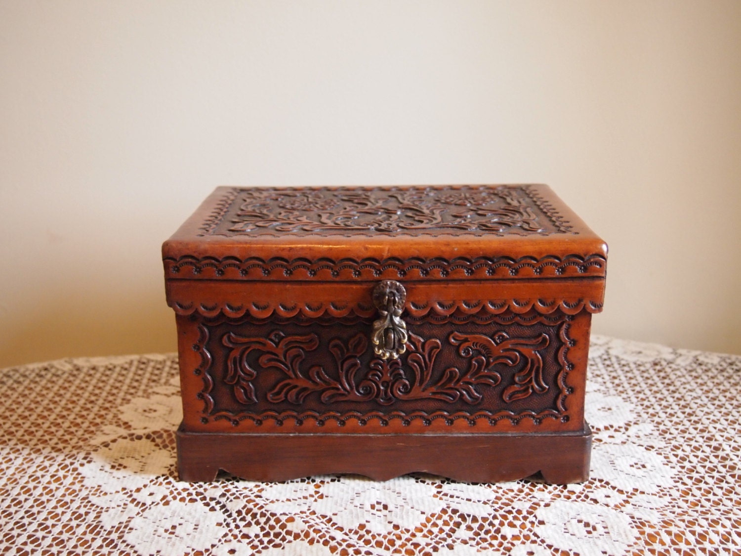 Vintage Hand Tooled Leather Jewelry Box by GracenThings on Etsy