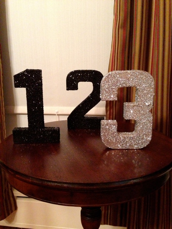 Centerpiece table numbers