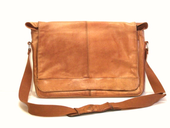 Vintage Kenneth Cole Reaction Leather Messenger Bag in Caramel