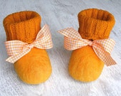 Felted baby booties with leather soles, knitted booties, baby slippers, house shoes, wool, 9-12 months, orange, Ready for Shipping
