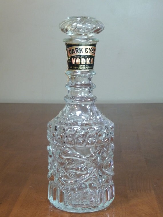 Vintage Clear Swirl Dark Eyes Vodka Decanter with Stopper
