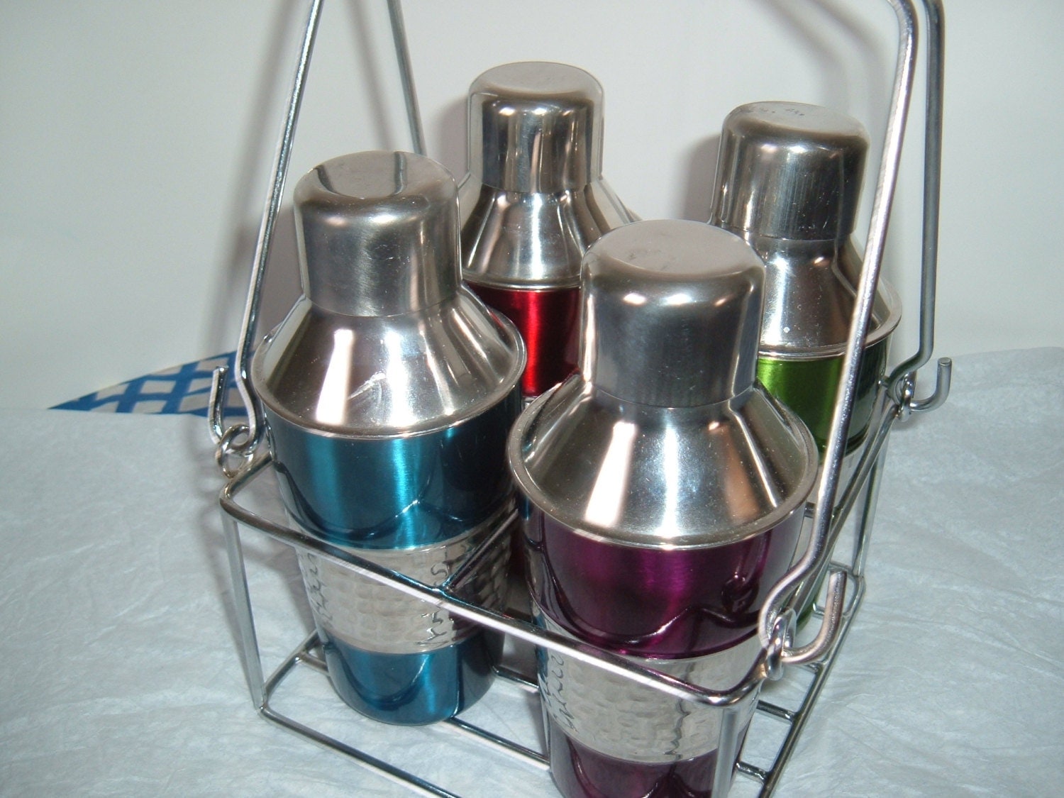 Retro Chrome Bar Cocktail Shaker set with caddy 4 shakers 6.5