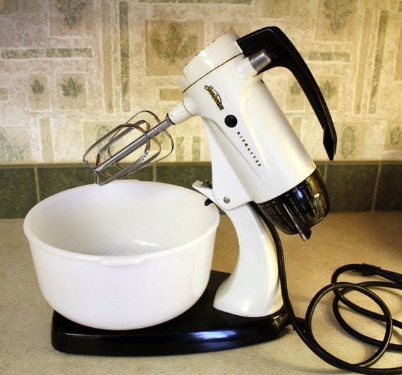 1950s Sunbeam Mixmaster Stand Mixer with original Glasbake