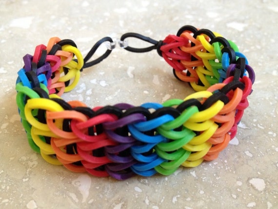 Rainbow Rubber Band Bracelet Diagonal Six Colors by picopicogirl