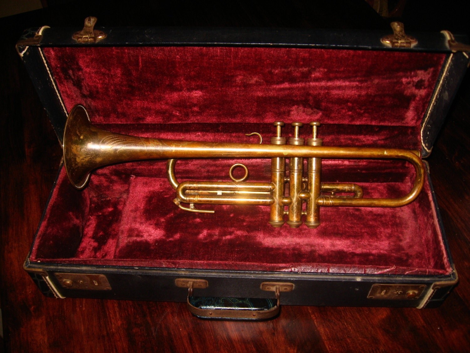 Rare Vintage Fidelity Trumpet With Original Case & King