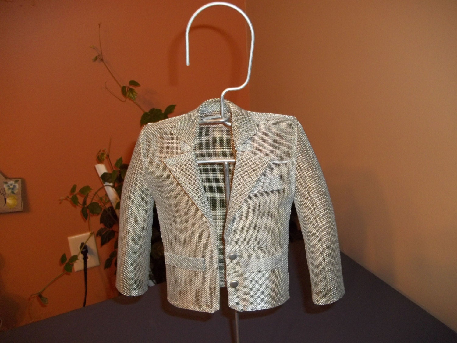 2 Ornamental or Display Stands Wire Mesh Suit Jacket & Dress